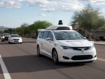 همکاری گوگل و چین برای تولید تاکسی خودران