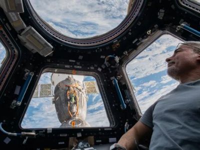 روسیه فضانورد ناسا را به زمین بر می‌گرداند