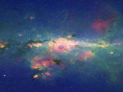 تصویر شگفت‌انگیز ناسا از قلب کهکشان راه شیری